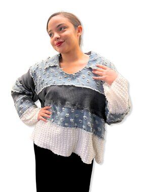 Lt Denim V Neck LS Contrast Top